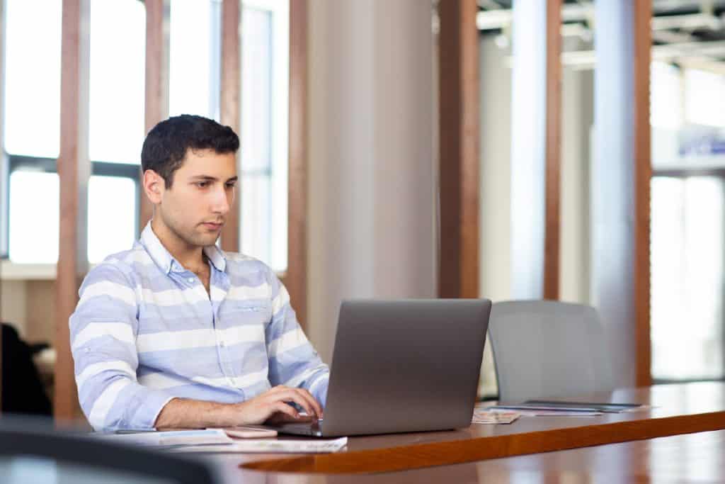 The Complete Guide to Outsourced Customer Support