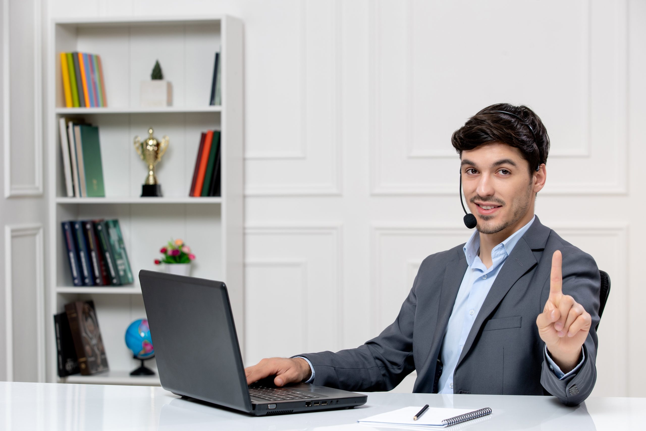 How to Create a Remote Job Description That Attracts Top Talent